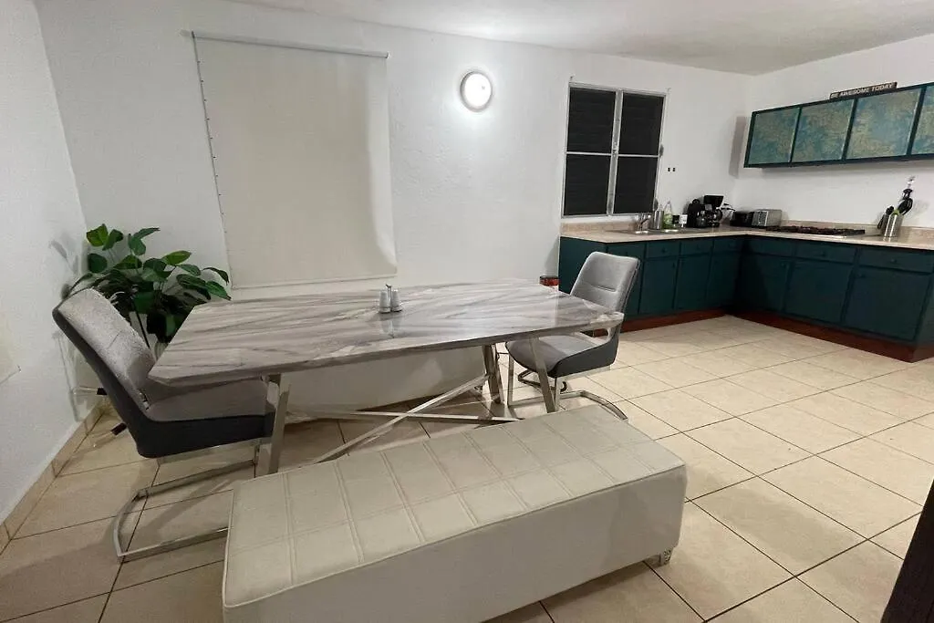Casa Campo Alegre Bayamon Διαμέρισμα